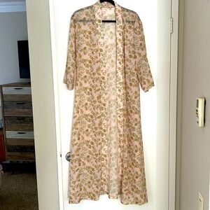 Sheer Floral Duster - Women’s Medium